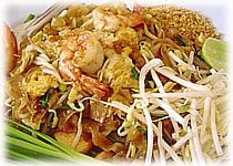 Pad thai (thai noodles σοταρισμένα στο τηγάνι)